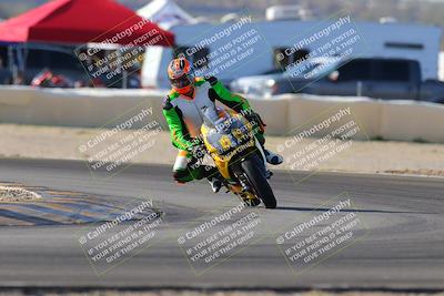 media/Dec-18-2022-SoCal Trackdays (Sun) [[8099a50955]]/Turn 2 (950am)/